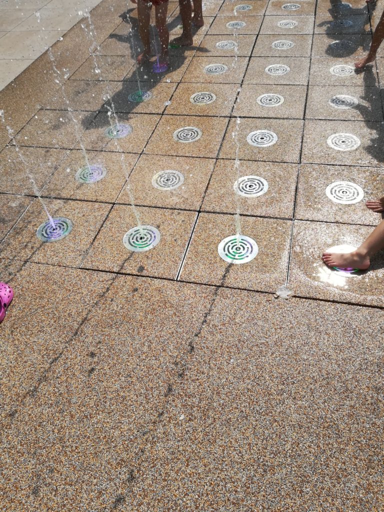 有明ガーデンの水遊び場、噴水広場水のテラス